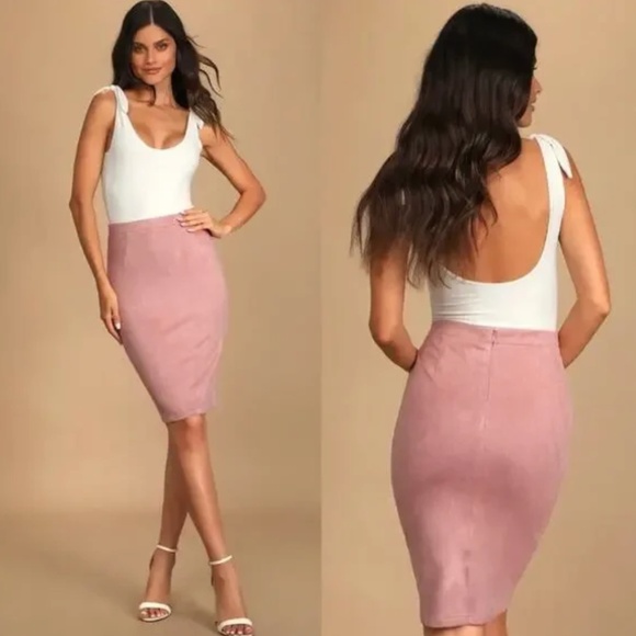 NWT Lulus Faux Suede Pencil Skirt in Superpower Blush Pink Small - Picture 1 of 5